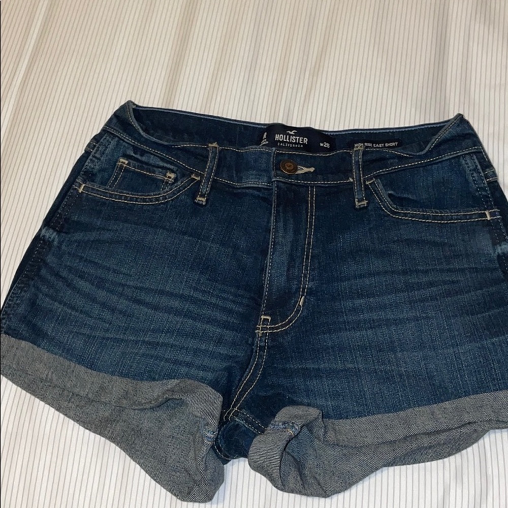 hollister hi rise easy short